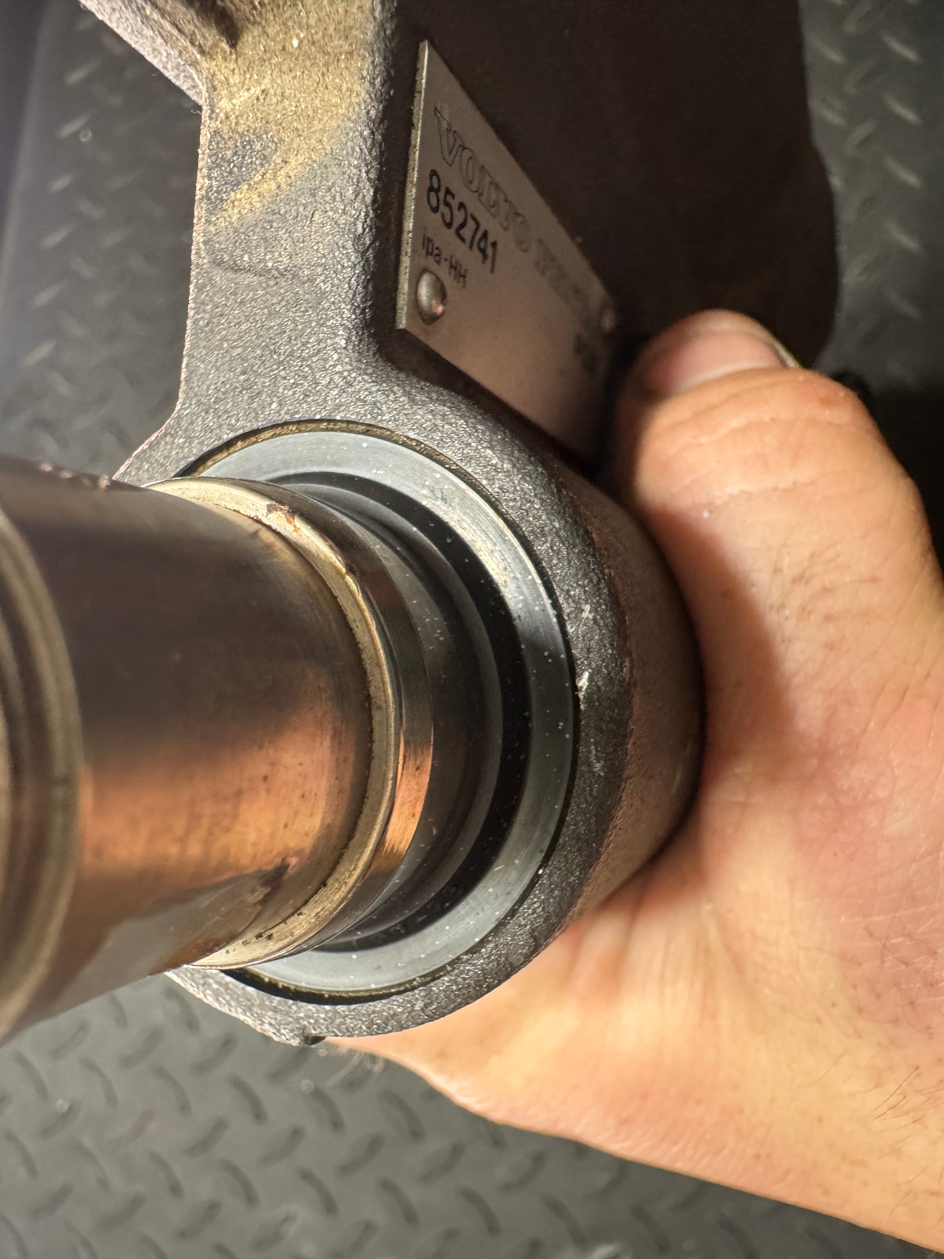 Rebuilt Volvo Penta Power steering assist ram