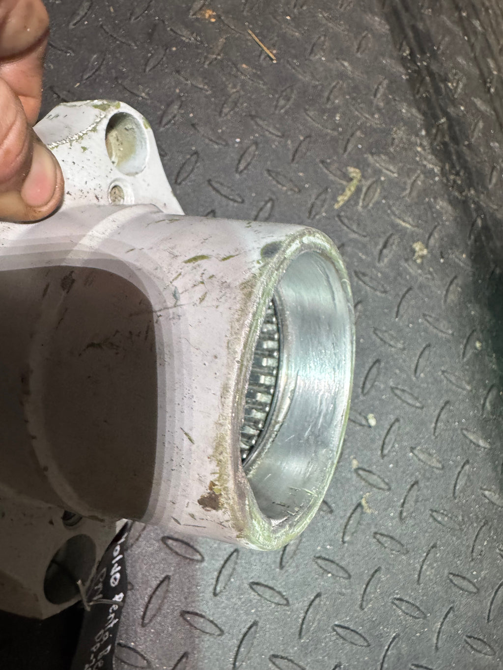 Volvo Penta bearing carrier 290 dpa dpc dpd1
