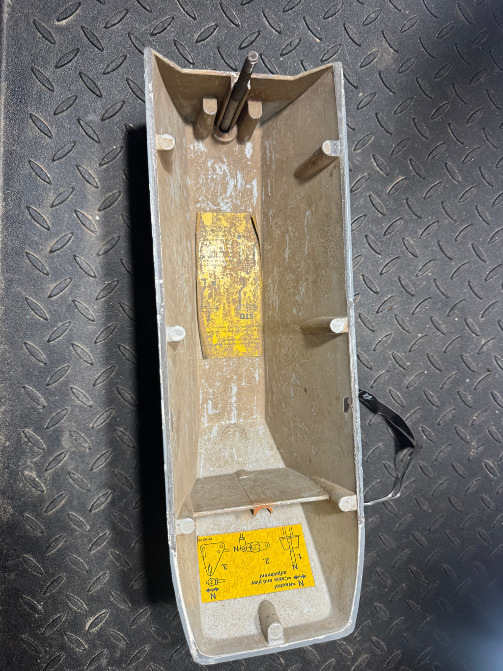Volvo Penta rear shift plate cover dpc1 dpd1 dpe