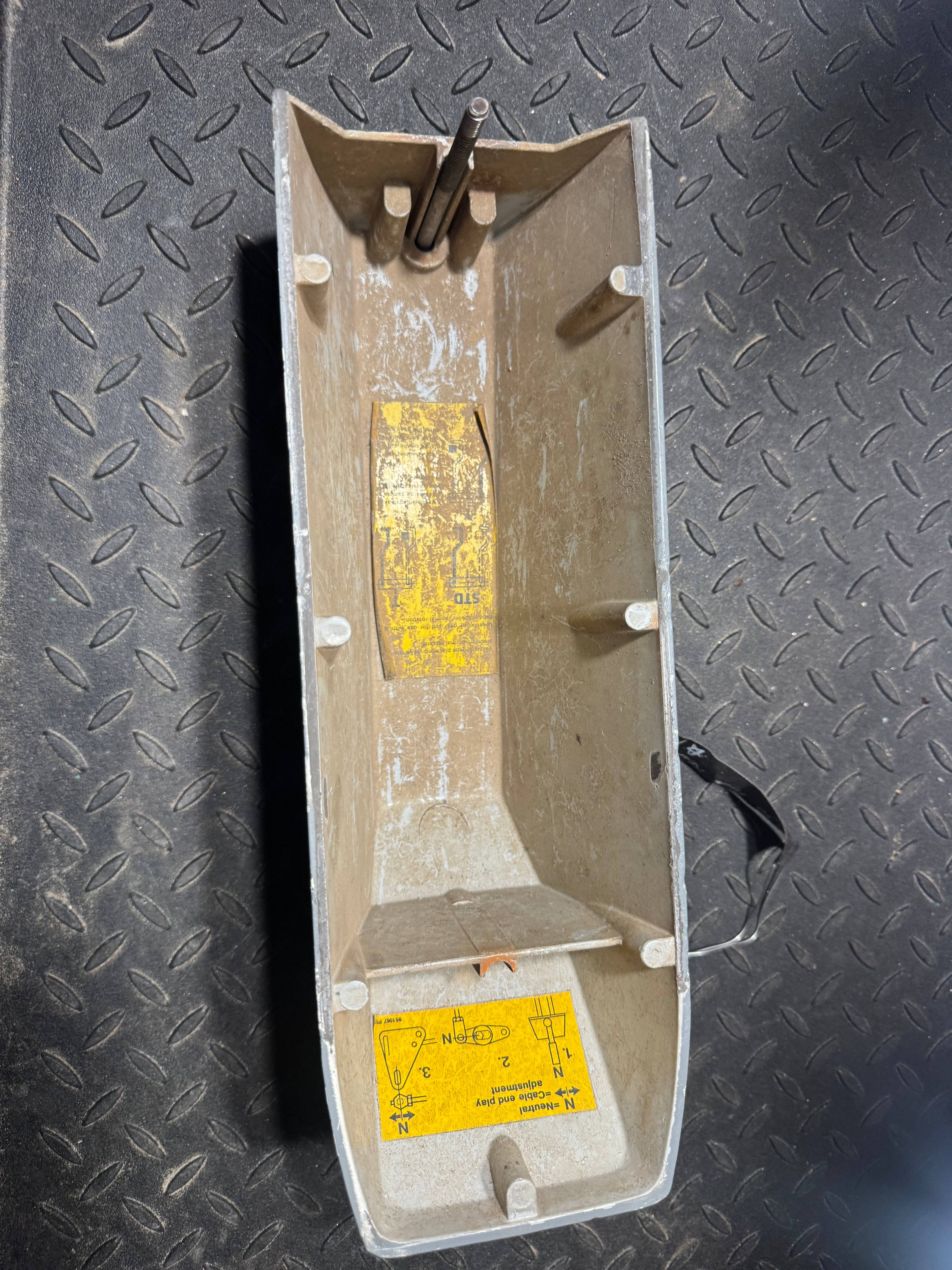 Volvo Penta rear shift plate cover dpc1 dpd1 dpe