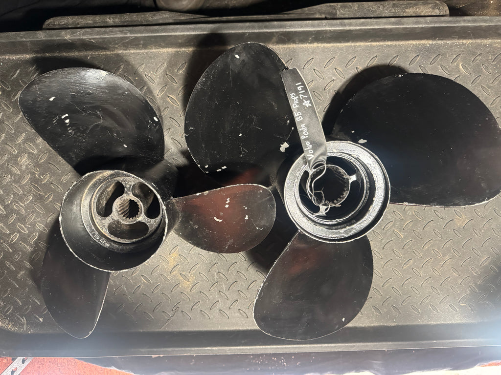 Volvo Penta props b