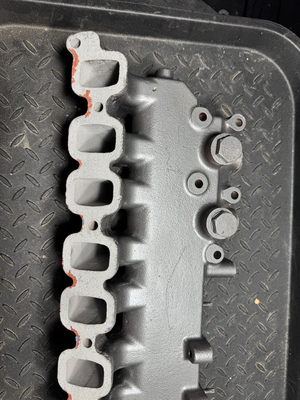 Yanmar 6LP intake manifold