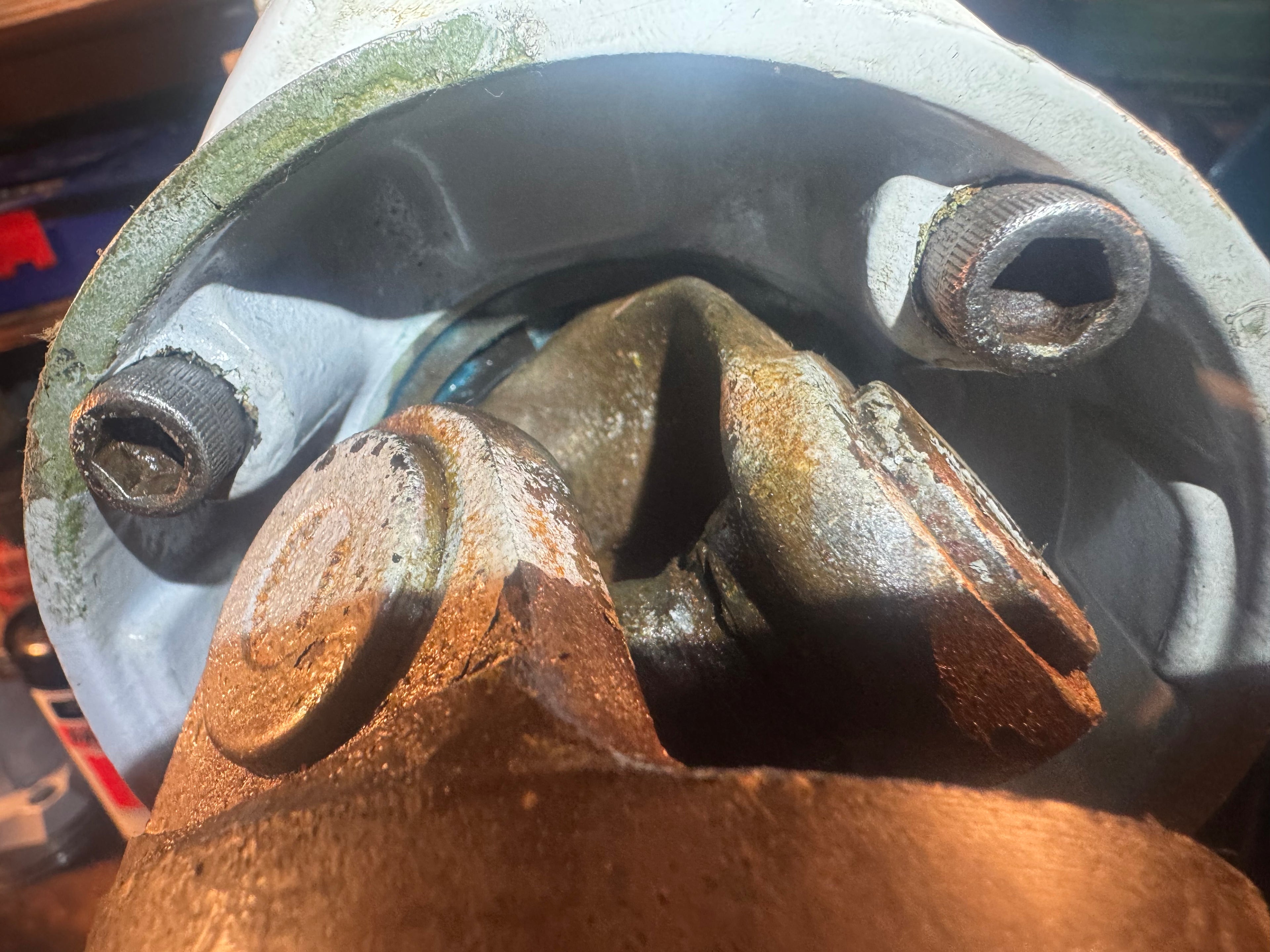 Rebuilt Volvo Penta 290 dpa 1.95 duo prop stern drive