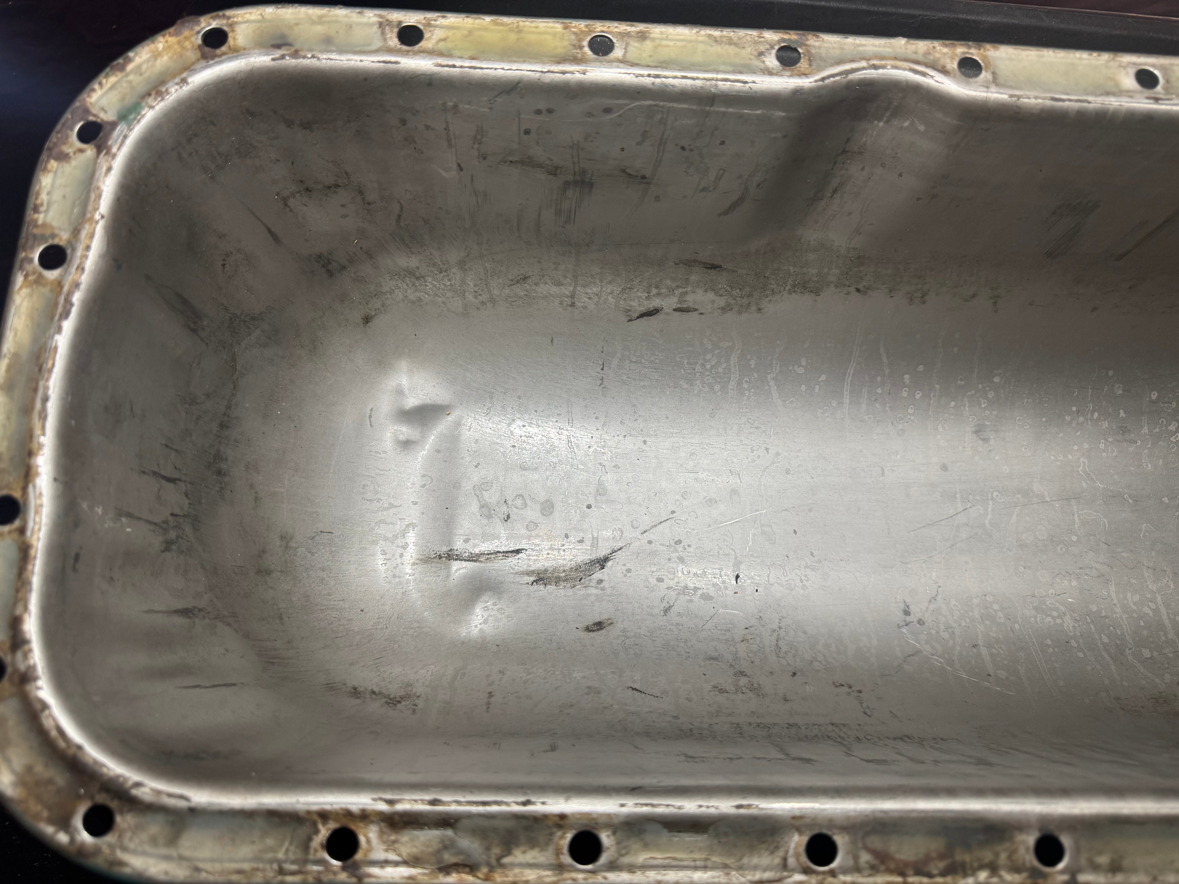Volvo Penta aqad40b oil pan aqad40a