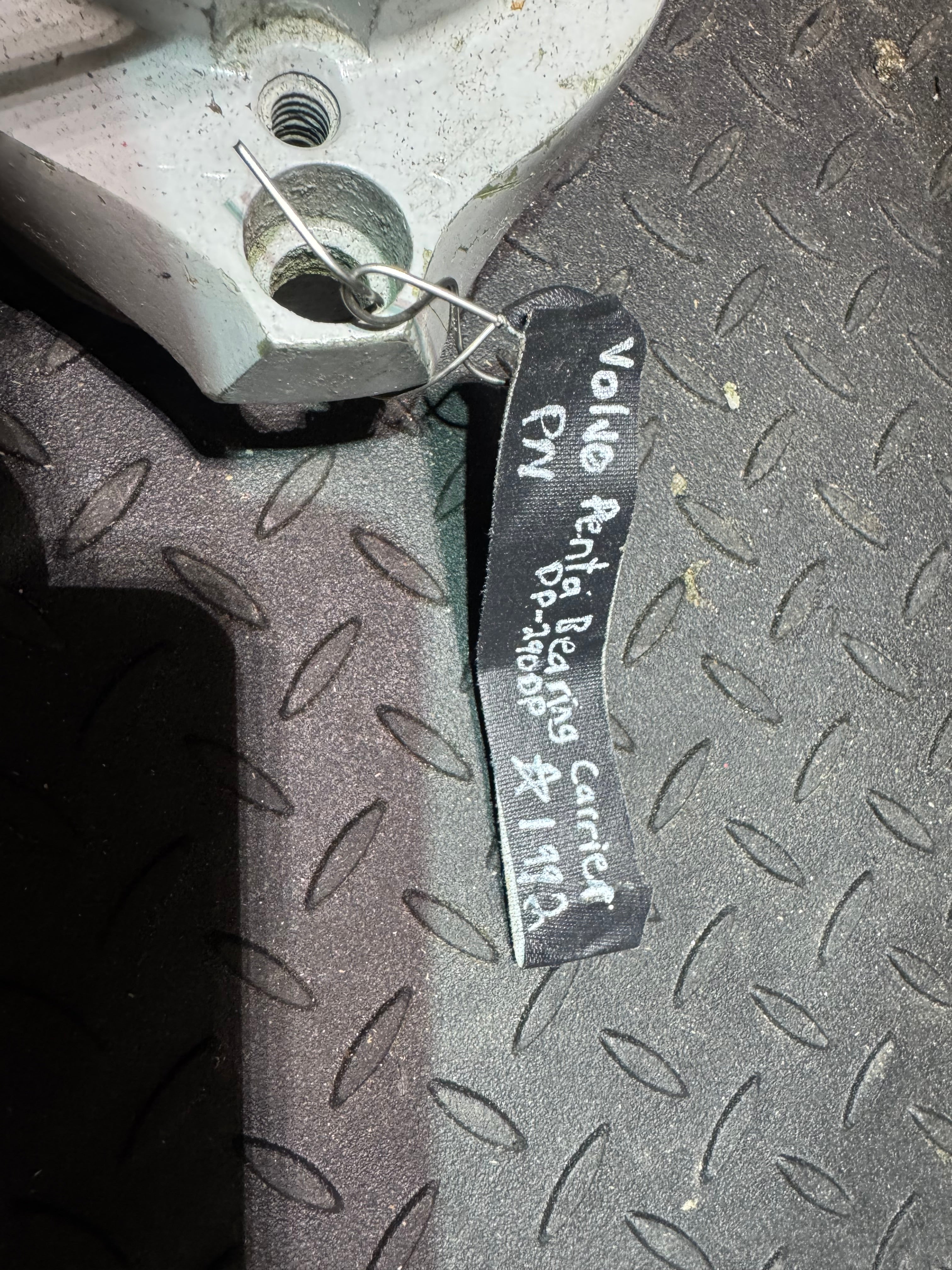 Volvo Penta bearing carrier 290 dpa dpc dpd1
