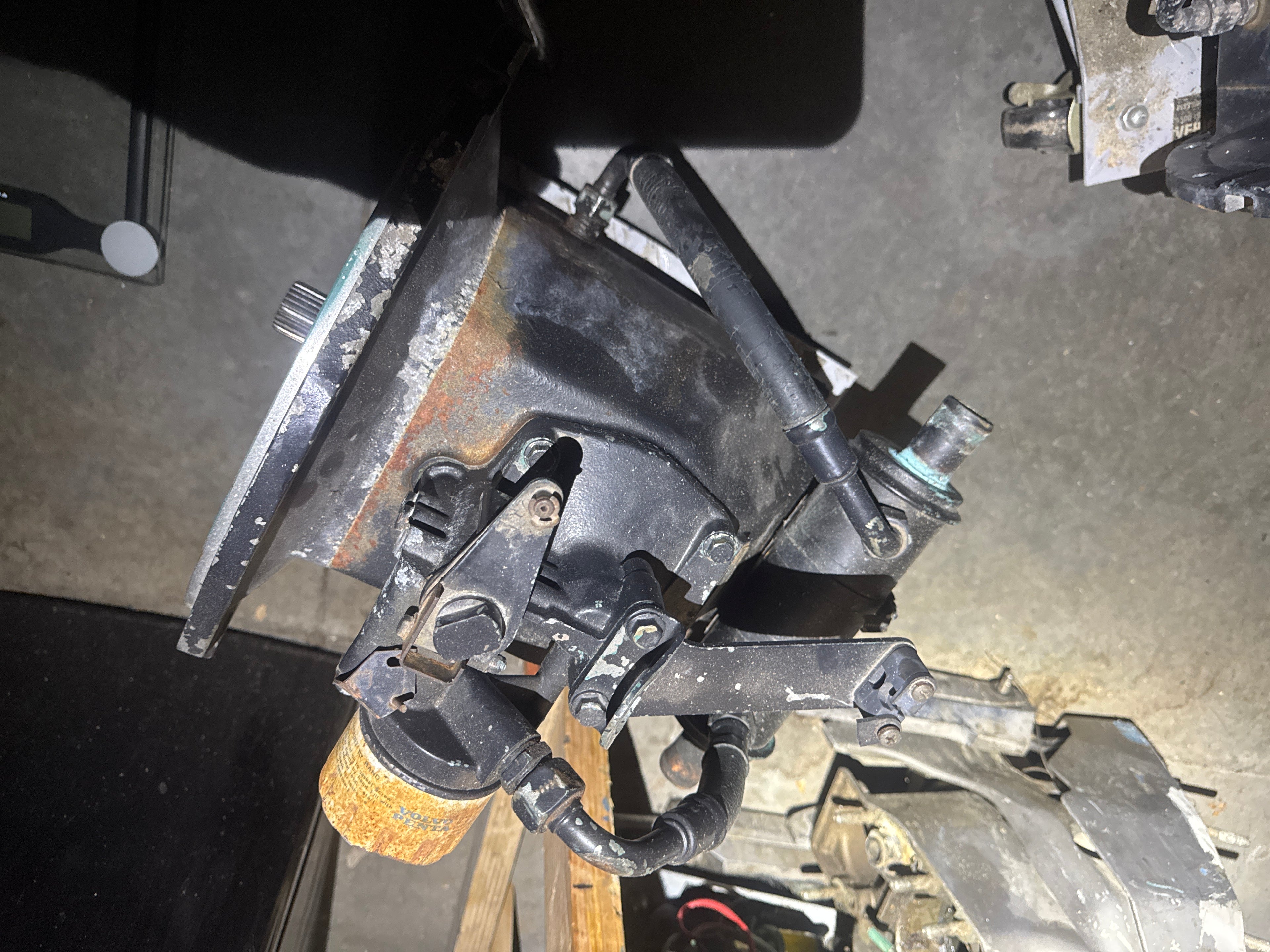 Volvo Penta HS1a transmission custom listing for the Bounds’