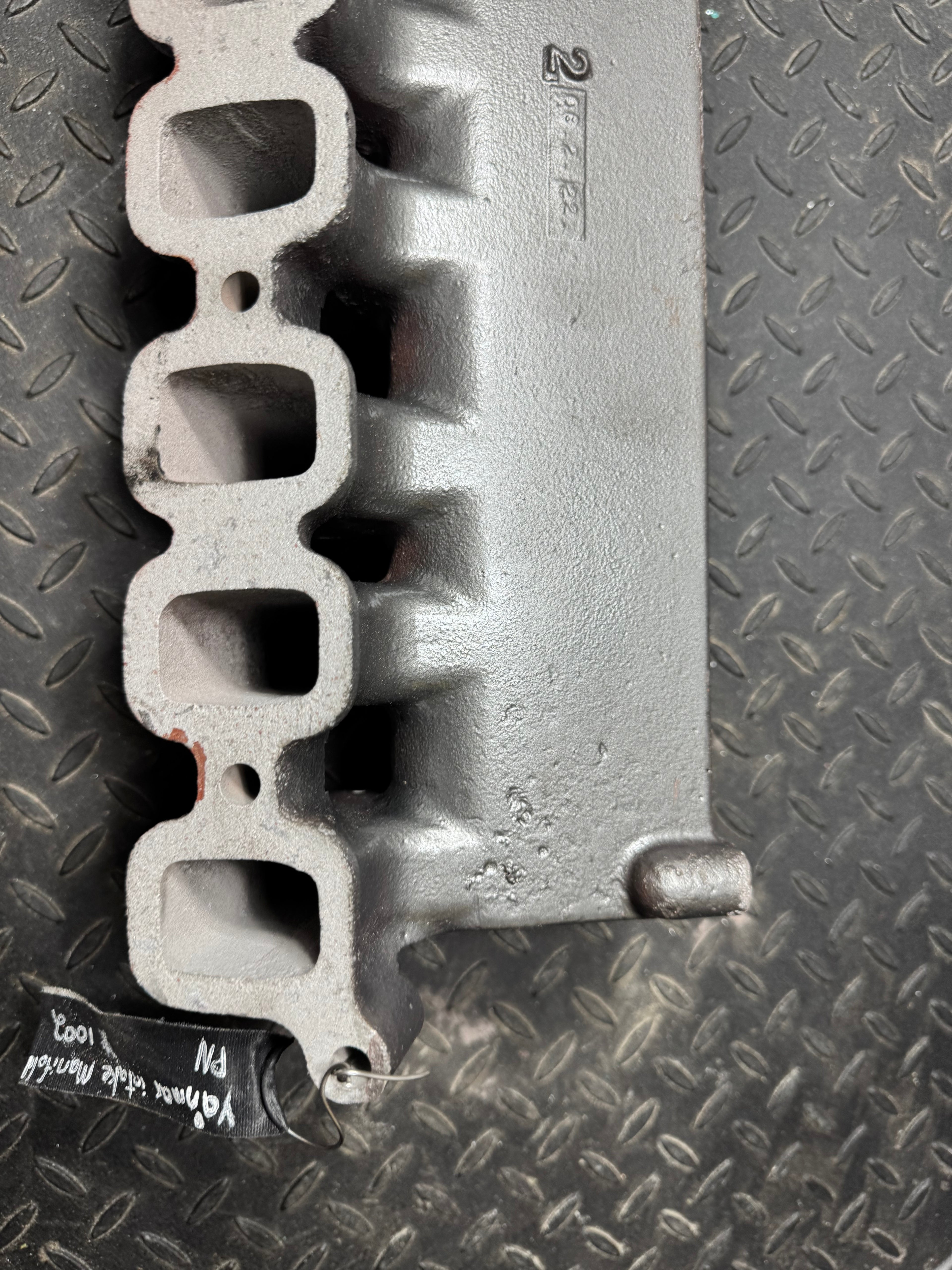 Yanmar 6LP intake manifold