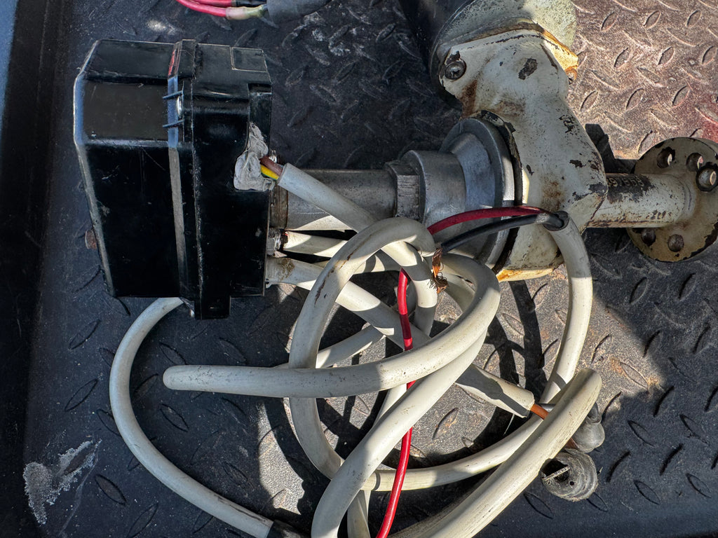 Volvo Penta trim tilt jack mechanism 897658