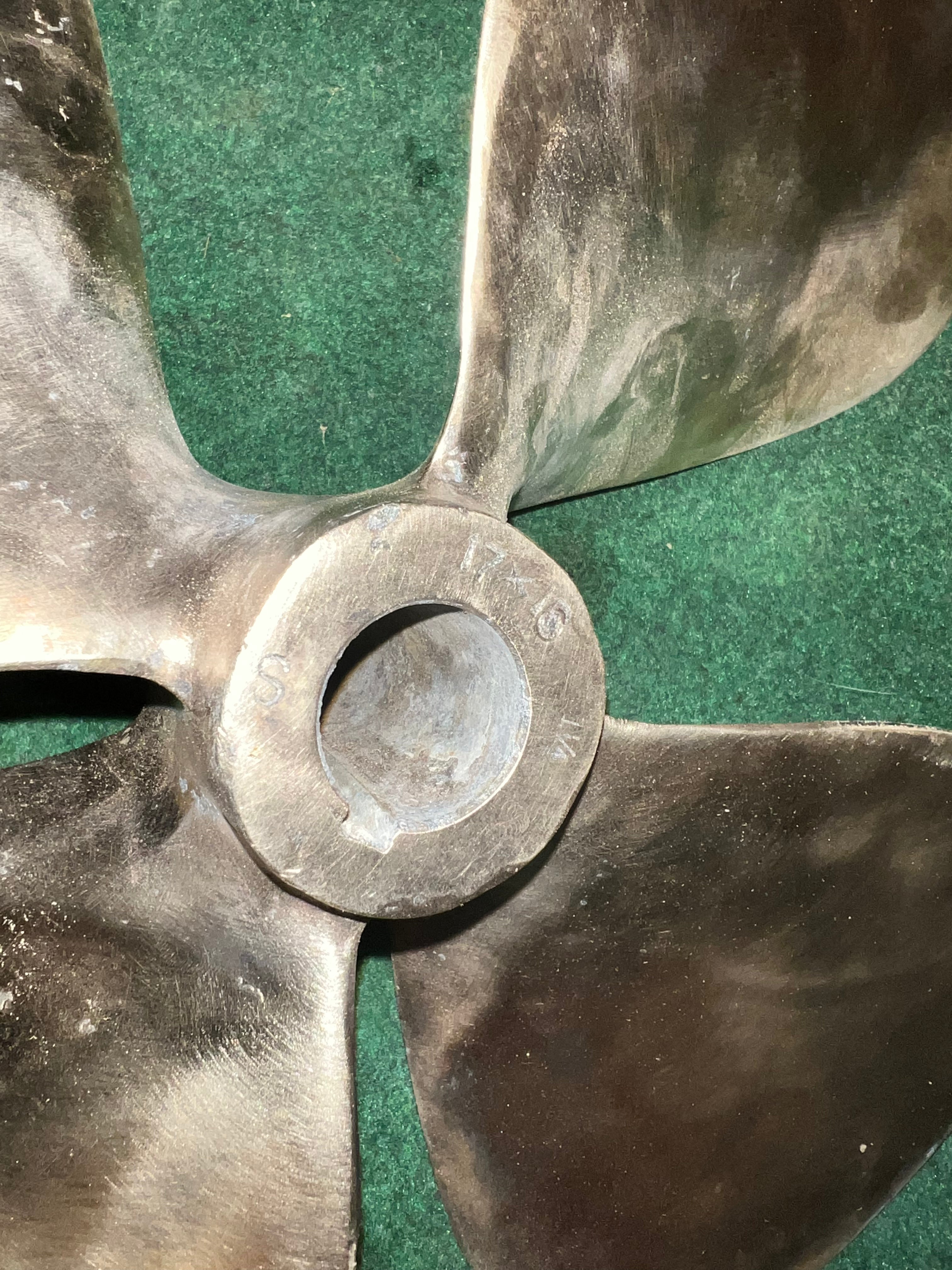 Volvo Penta nibral prop 17 x 16 1 1/4