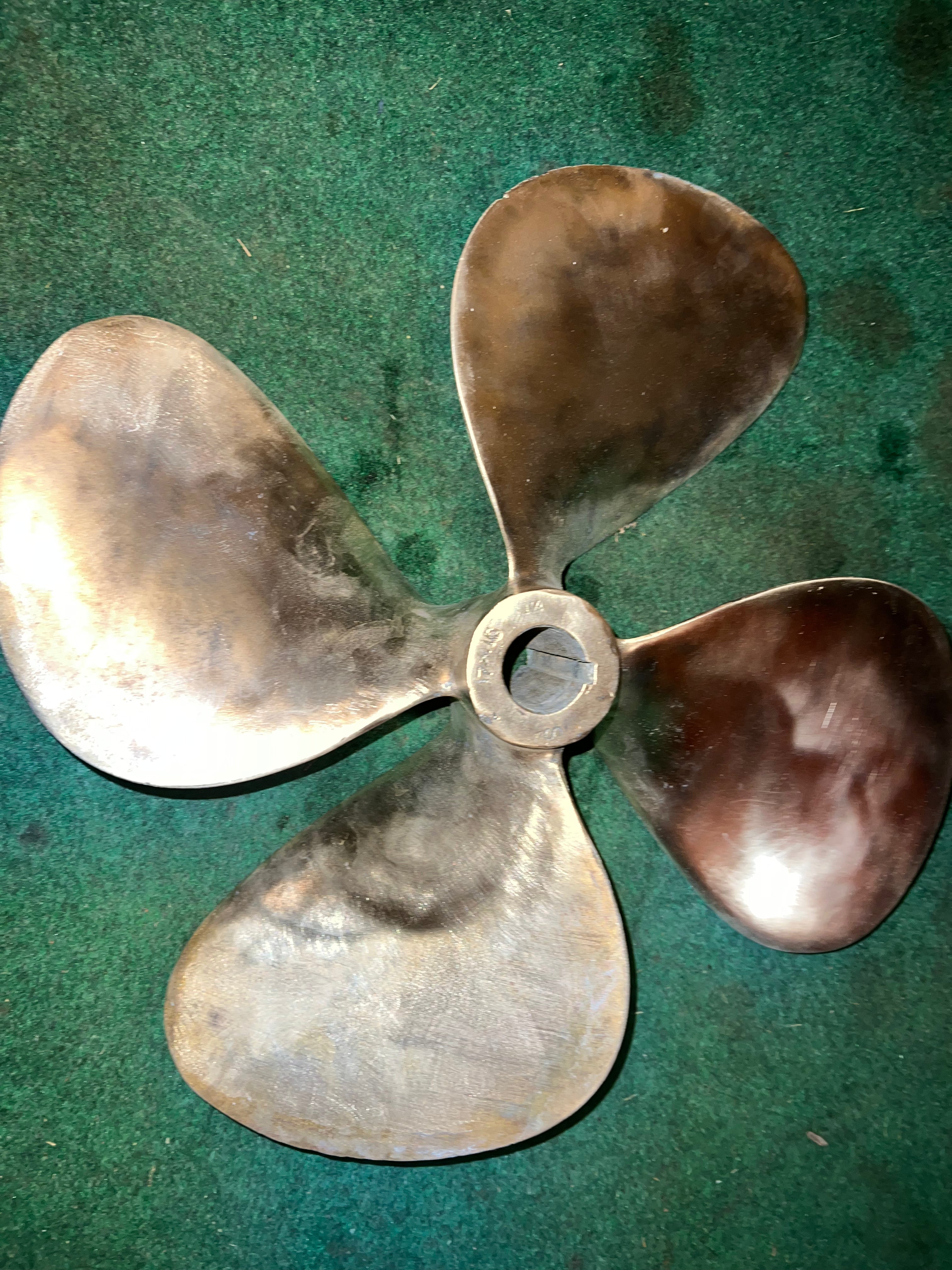 Volvo Penta nibral prop 17 x 16 1 1/4